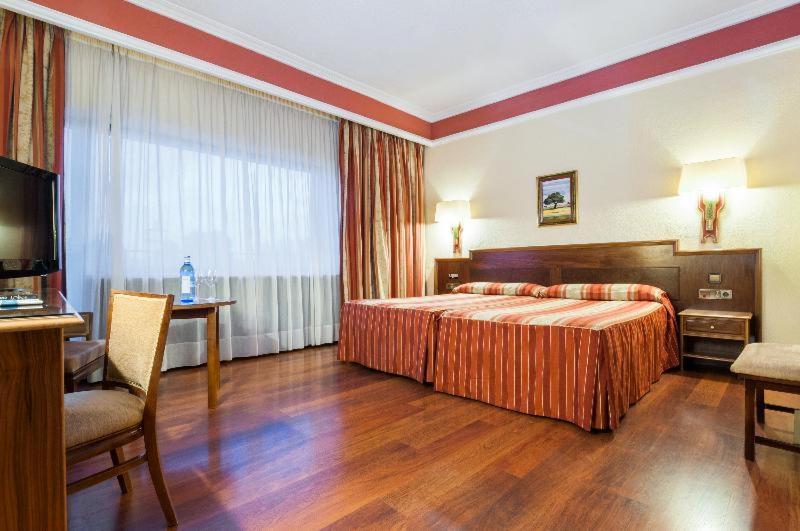 Crisol Regio Hotell Santa Marta de Tormes Rom bilde
