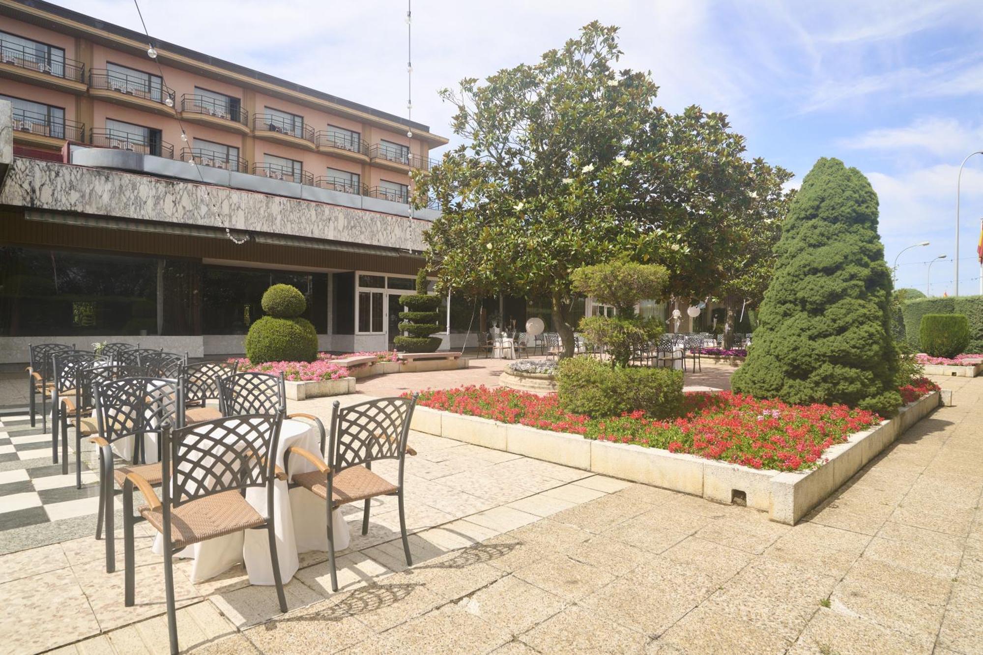 Crisol Regio Hotell Santa Marta de Tormes Eksteriør bilde